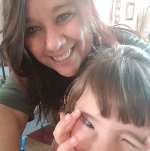 Meet your Posher, Cynthia